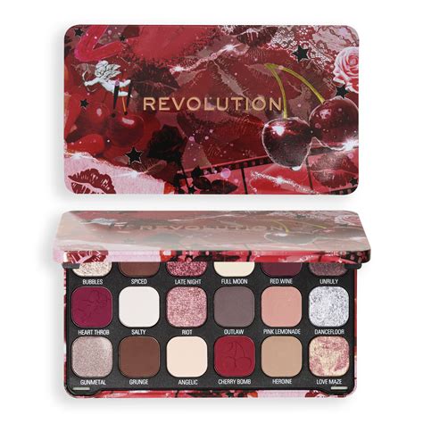 Makeup Revolution Forever Flawless Eyeshadow .